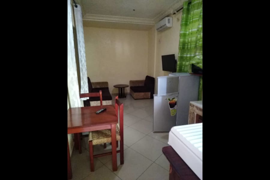 Appartement 2 chambres - Yaoundé, Elig-Essono 1