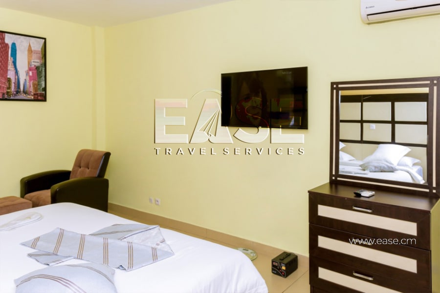 Apartment 3 bedrooms LR - Douala, Bonapriso 9