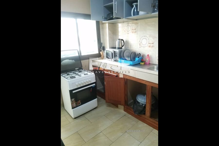 Very nice furnished apartment purple living room - Douala Ndogbong 4