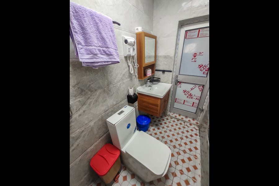 Joli Studio PDR - Douala, Km 5 13