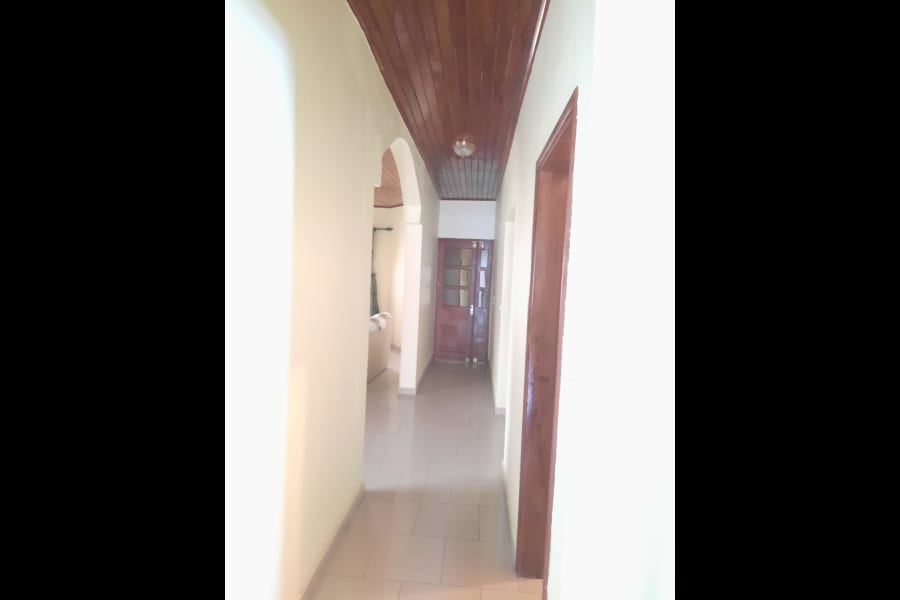 Appartement 04 Chambres à  Elabe - Kribi 9