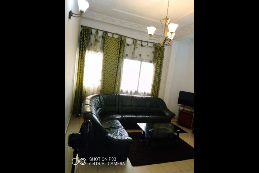 Appartement meublé confortable 2 chambres  DA - Yaounde, Santa Barbara  1