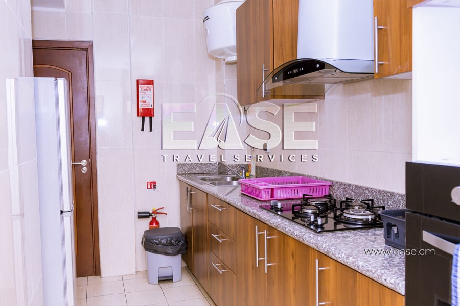 Bel appartement 2 chambres LP - Douala, Bonapriso 11