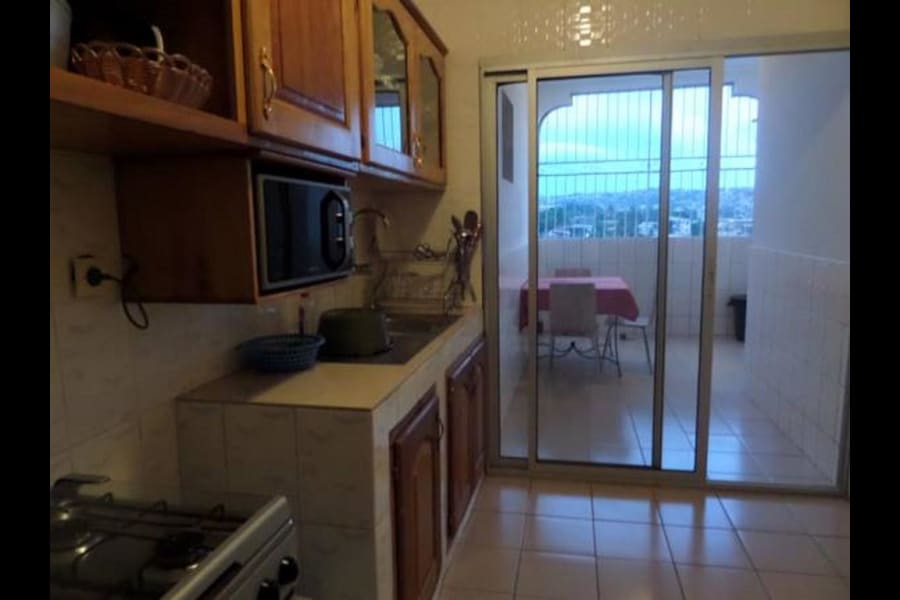 Appartement Deluxe entièrement climatisé - Biyem- Assi 19