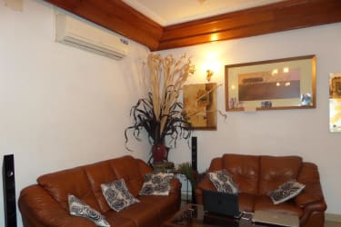 Appartement Deluxe entièrement climatisé - Biyem- Assi 5