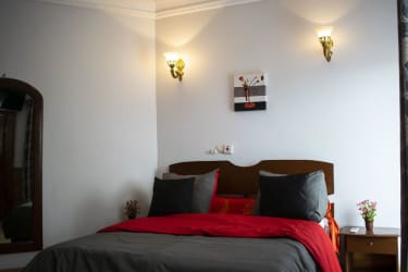 Studio avec jardin - Toundalia (Biyem-Assi)