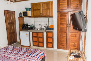 Belle chambre meublée LG - Douala, Bonapriso 2