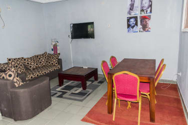 Studio LG (avec compteur prépayé)- Douala, Bonapriso 2