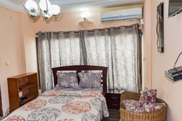 Très belle chambre meublée GA - Makepe Saint Tropez 4