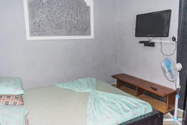 Studio LG (avec compteur prépayé)- Douala, Bonapriso 4