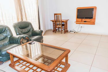 Senior Apartment RF - Douala, Bali 4