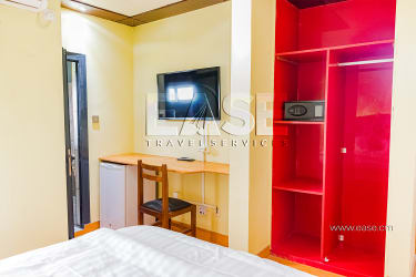 Chambre non meublée NN avec cuisine commune externe - PK8, Douala 2