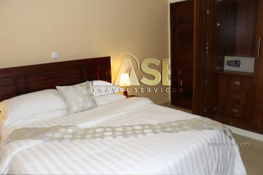 Chambre meublée LR Avec coin cuisine - Douala, Bonapriso 3