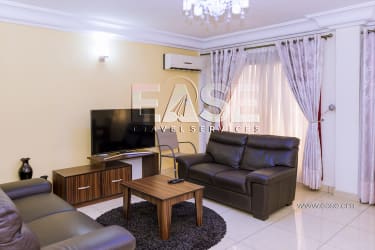 Bel appartement 2 chambres LP - Douala, Bonapriso 2