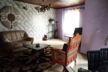 Studio spacieux - Share (Elig-Essono)