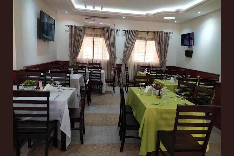 Hôtel SAMAKI Plage 4