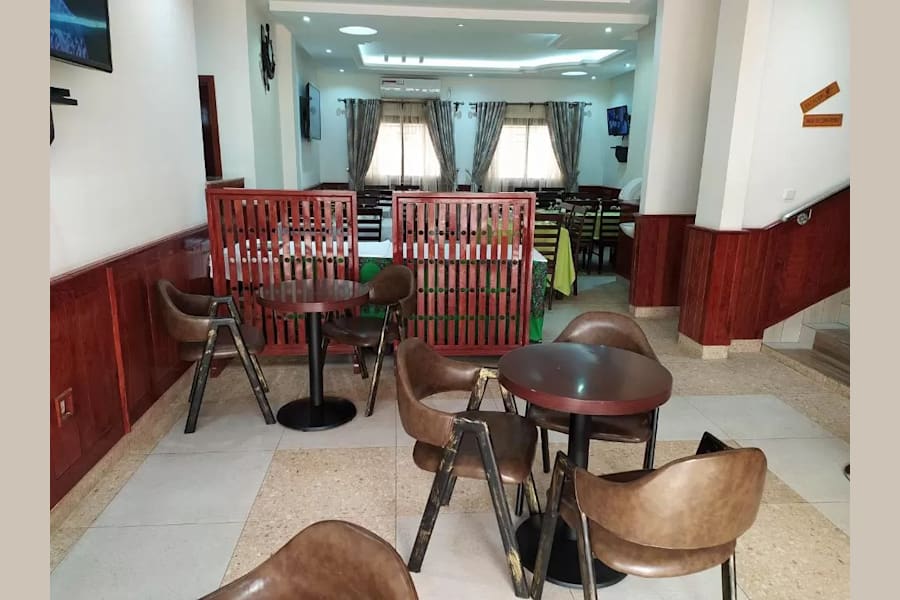Hôtel SAMAKI Plage 8