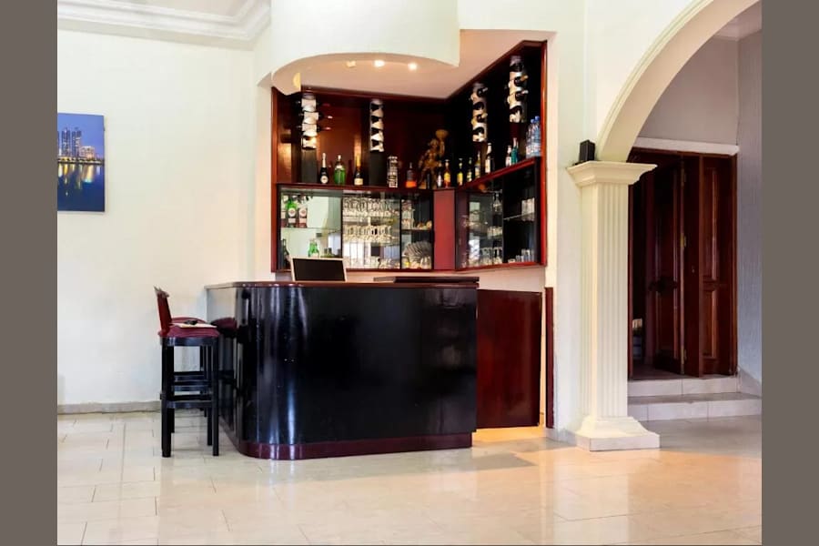 HOTEL ZETTA 5