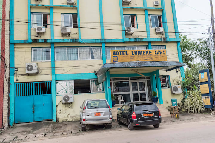 Hotel LUMIERE AKWA 3