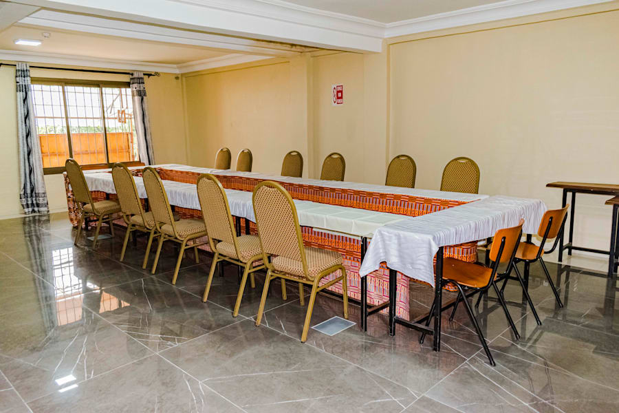PREMIUM HÔTEL 13