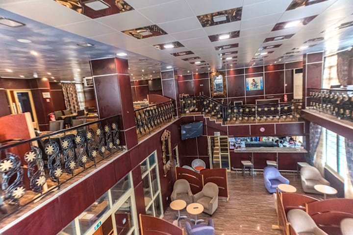 NOUBOU International Hotel 9