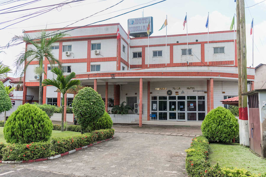 PENINSULA HOTEL SARL 2