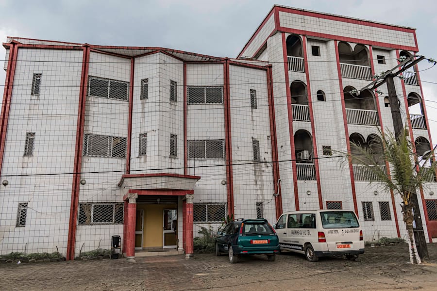 DJIAMBOU HOTEL 1