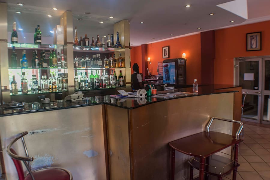 PENINSULA HOTEL SARL 23