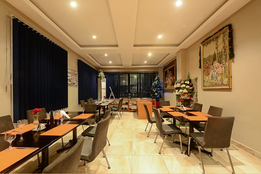 Hotel La Falaise Bonanjo 14