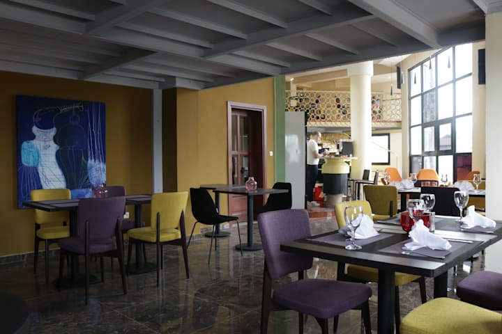 Douala Design Hotel 23