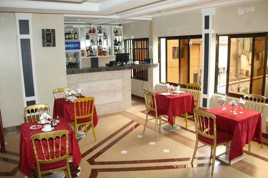 Hotel Le Kremlin 13