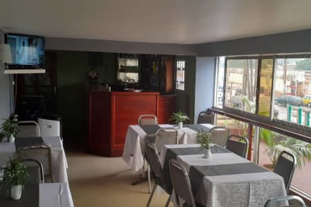 Tropical Hotel 3
