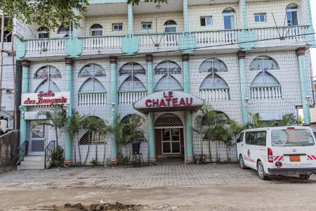 HOTEL LE CHATEAU 2