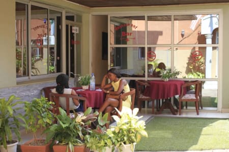 Indra Hôtel 4