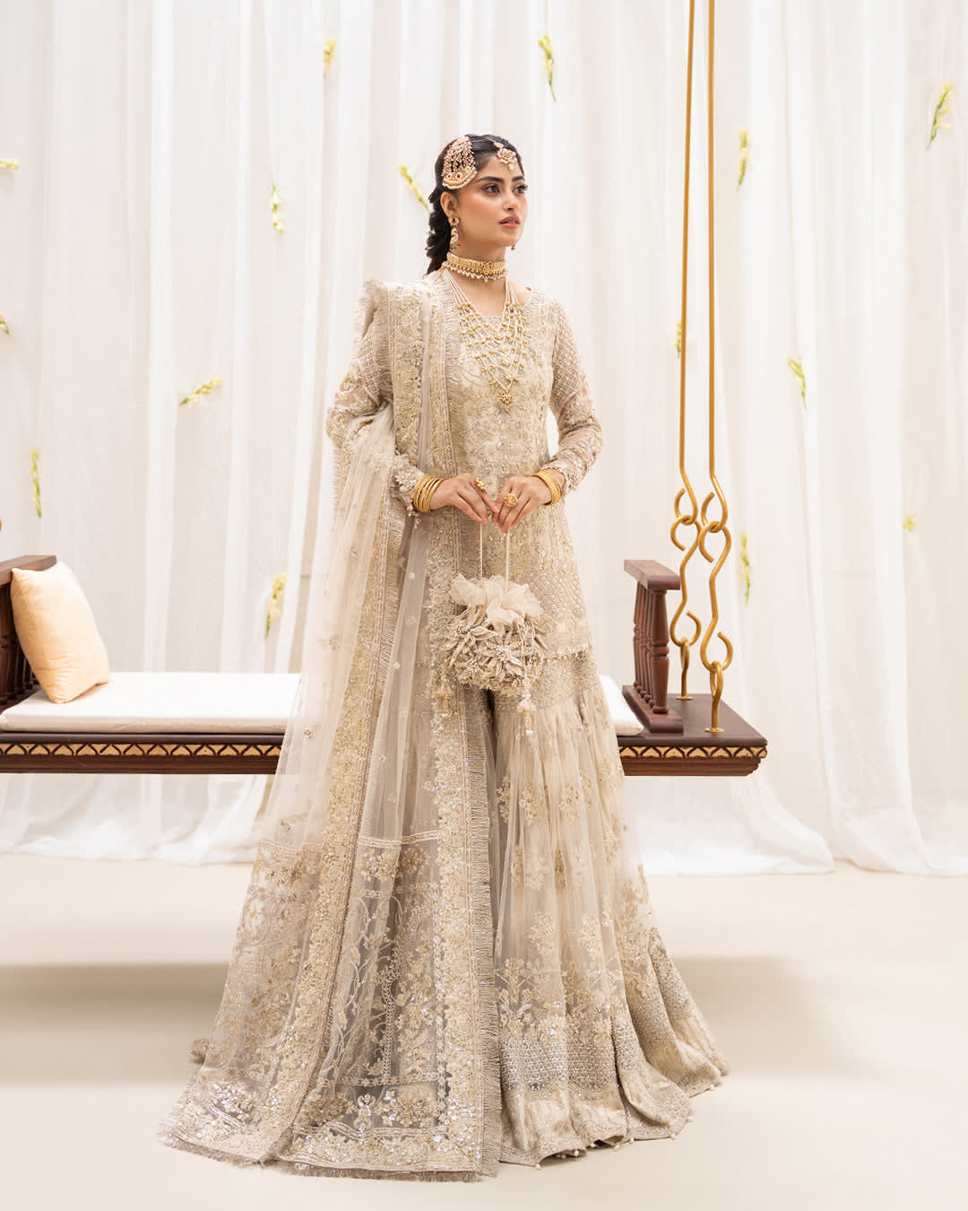 Sharara vs. Gharara: What’s the Difference and Which Silhouette Suits You Best? — picture 2