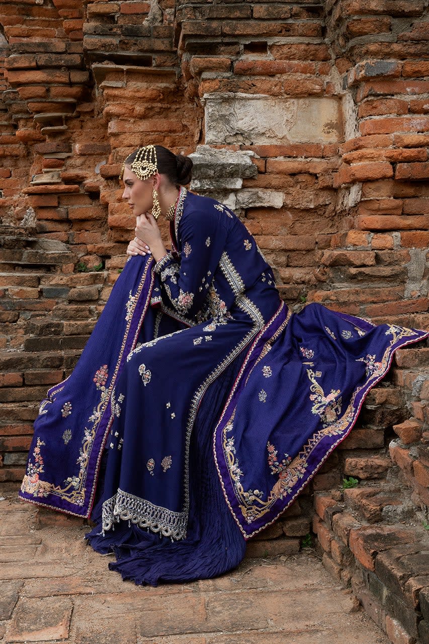 Sabih Chadar — Royal Purple Jamawar Chaddar