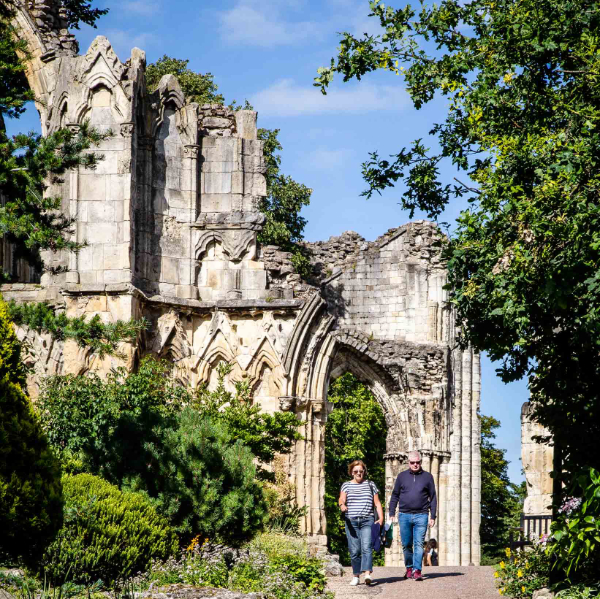 York Photo Walks in York Museum Gardens