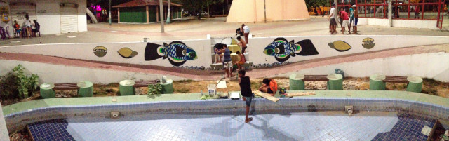 Evandro Angerami Pinturas e mosaicos em Cumbuco, CE, realizados em parceria com a ONG Acupuntura Urbana e com a fellow Redbull Estefania Rosa. 2015