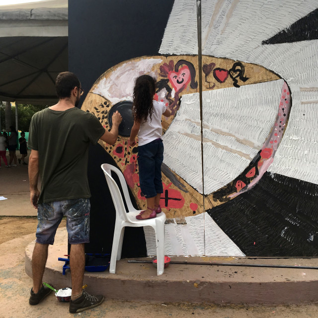 Evandro Linhares Angerami Pintura coletiva no Bosque Maia, Guarulhos. 2017. Essa ação ocorreu em com o suporte da Tropcrew.