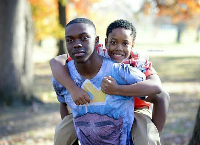 C Harvey | Baltimore’s Gifted Baltimore’s Gifted artist Akia Jones wears his Afro Queen shirt