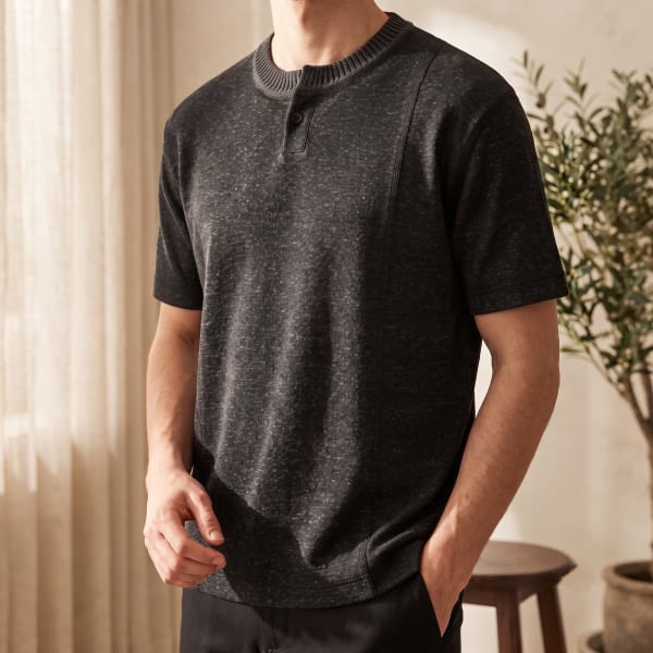 FB T-shirt 107
