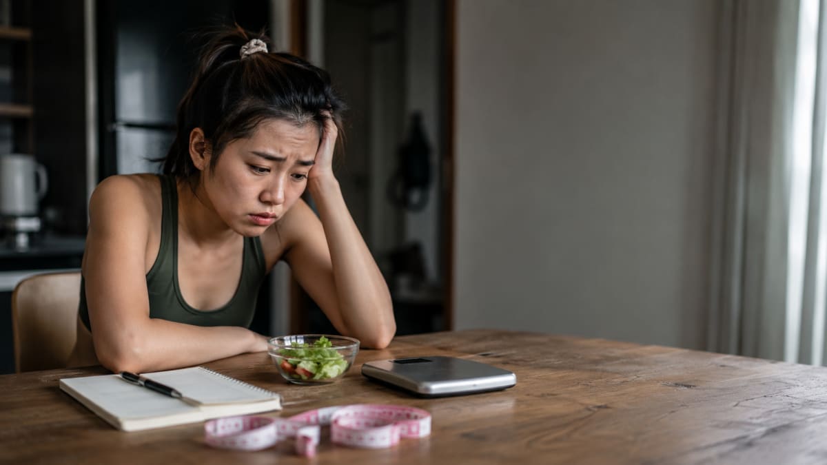 Cách Tính Calo Giảm Cân: Ngừng Nhịn Đói Để Giảm Mỡ Bền Vững