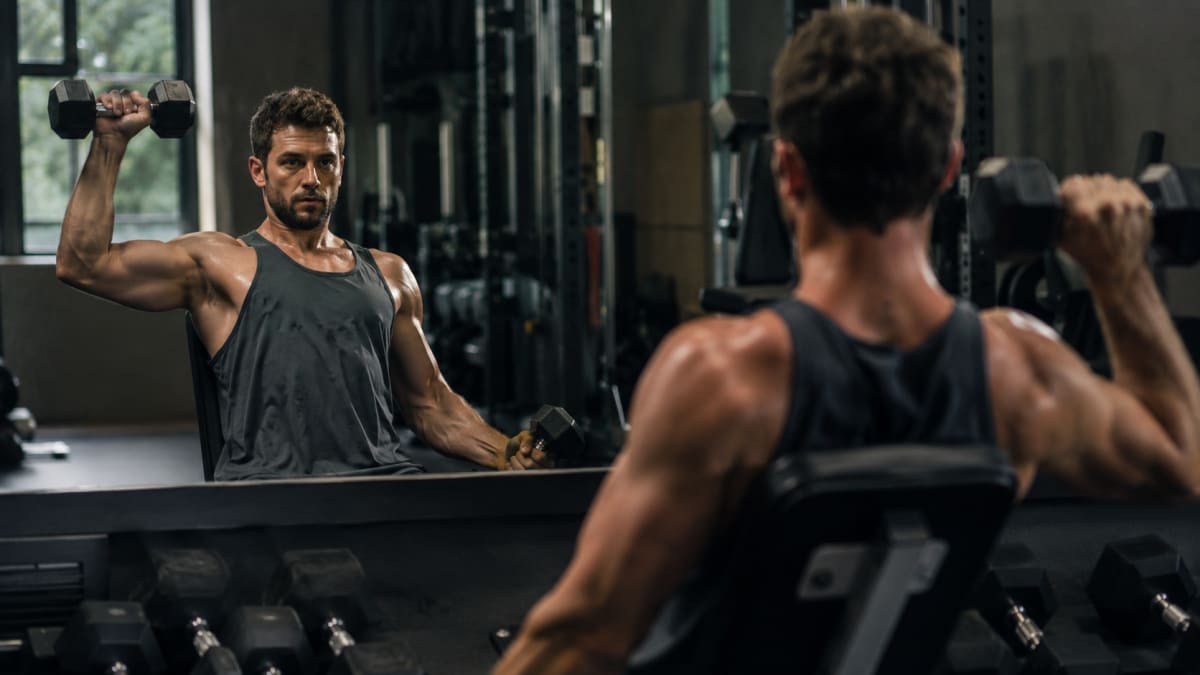 Tập Gym Bị Lệch Cơ: Giải Mã Nguyên Nhân & Cách Khắc Phục