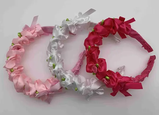 Vincha Forrada Raso Con Adorno