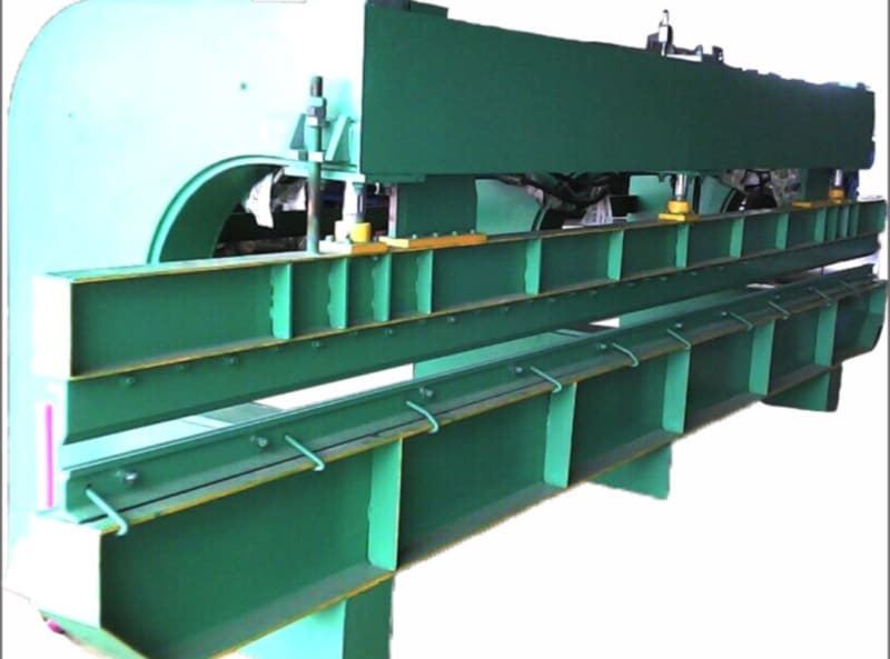 MÁY CHẤN PHỤ KIỆN