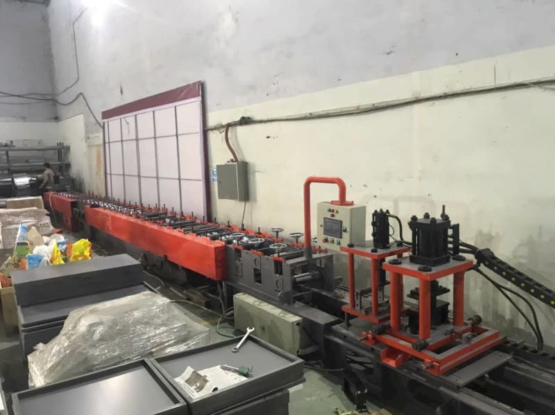 MÁY CÁN KHUNG BAO CỬA CHỐNG CHÁY