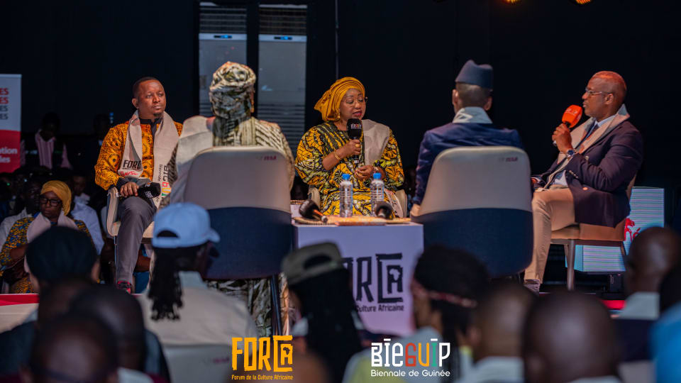 FORCA — Panels & forums