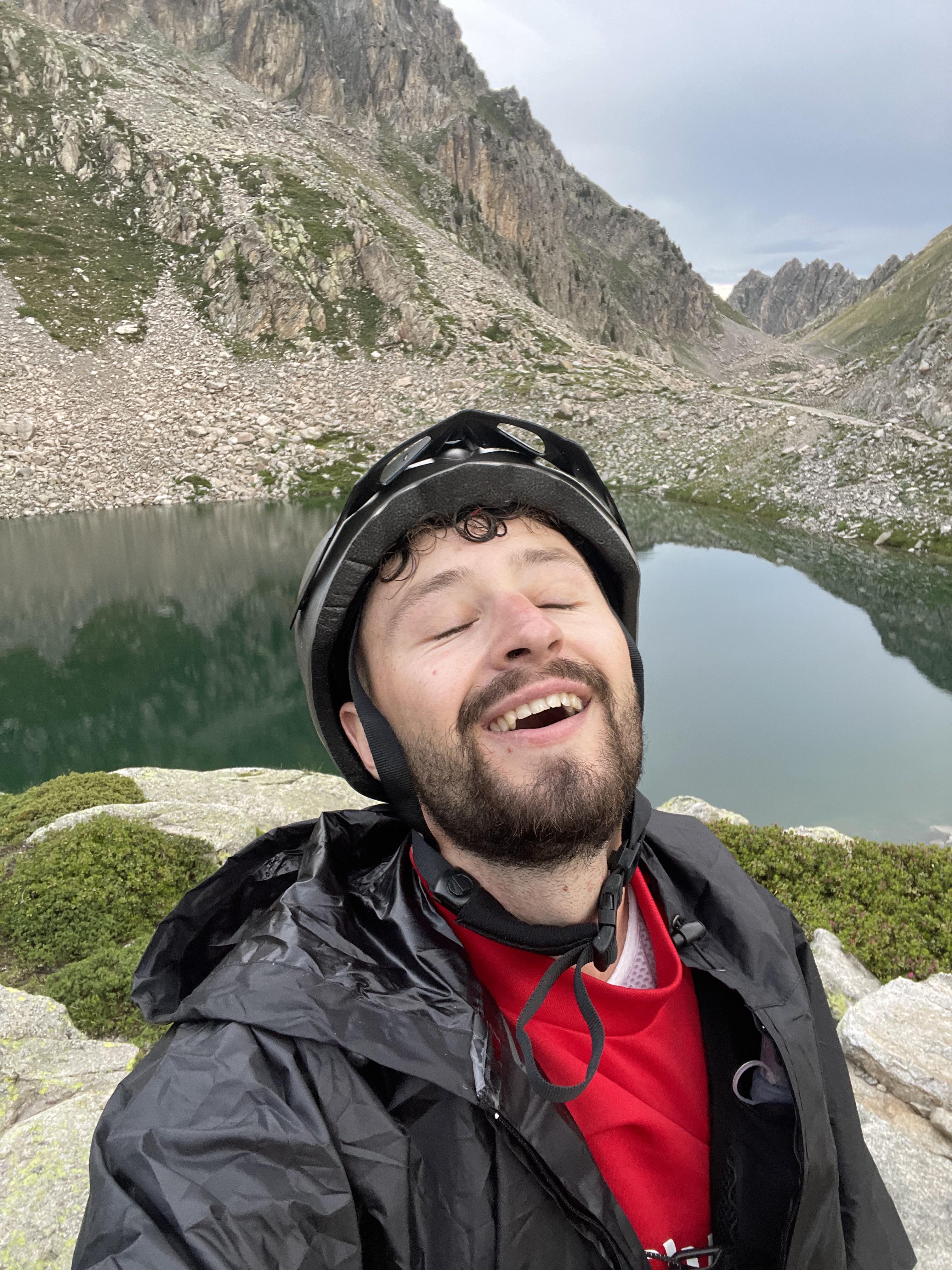 Alpensee auf der zweiten Alpenüberquerung