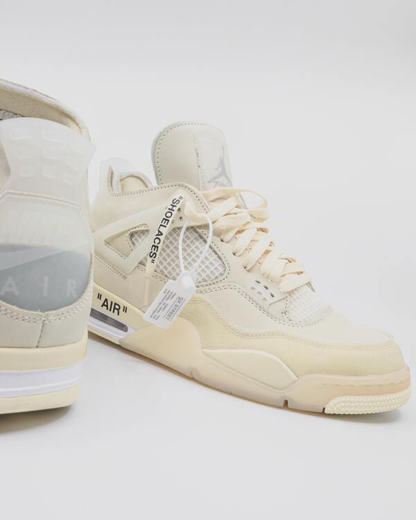 Air Jordan 4 Off-White Sail