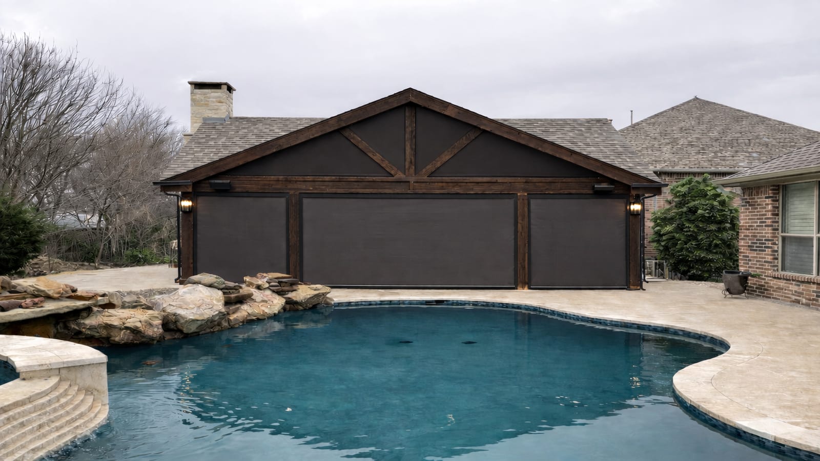 Motorized patio screens in Buda, Texas